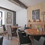 Logis Hotel Restaurant La Hutte Lurette 3*