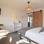 Hotel Logis Hotel Restaurant La Hutte Lurette