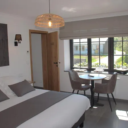 Logis Restaurant La Hutte Lurette 3*