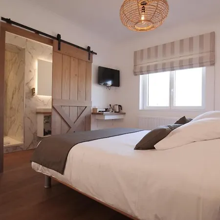 ホテル La Hutte Lurette Paliseul