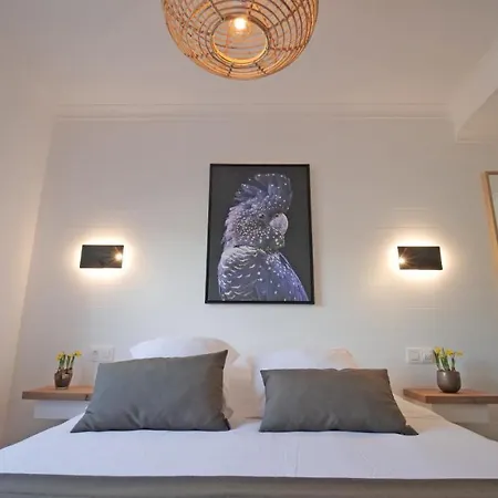 Hotel La Hutte Lurette 3*