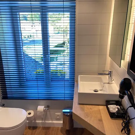 ホテル La Hutte Lurette Paliseul