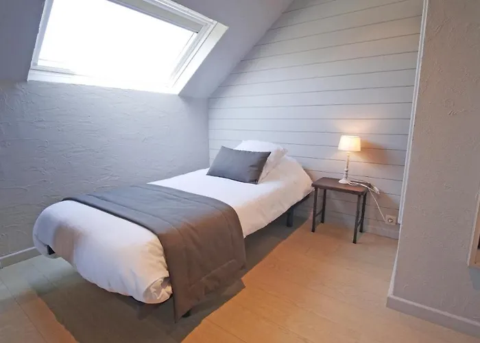 Hotel La Hutte Lurette 3*