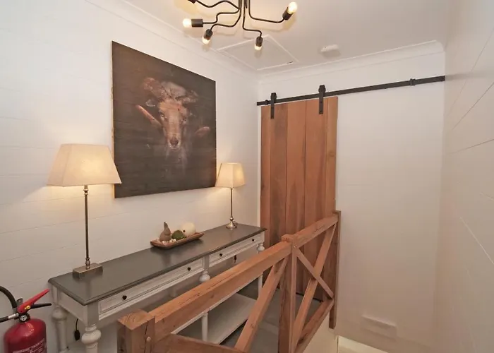 Hotel La Hutte Lurette 3*