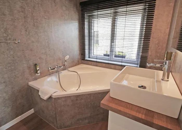 La Hutte Lurette Hotel Paliseul