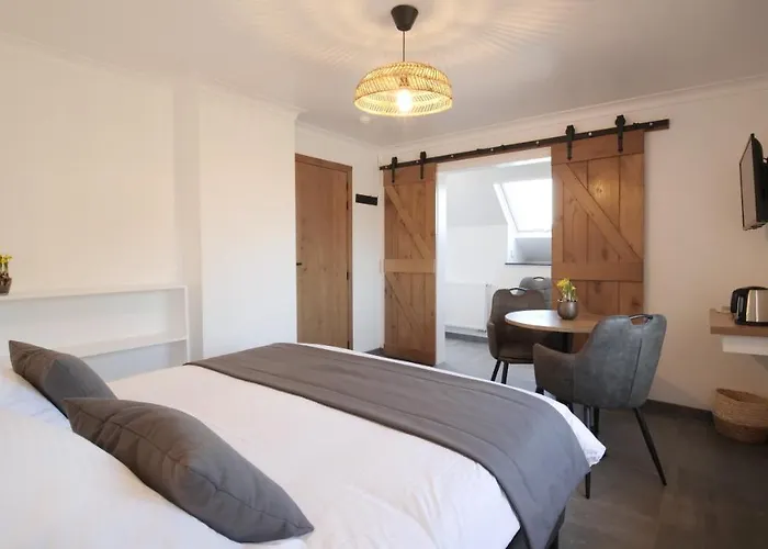 La Hutte Lurette Hotel Paliseul