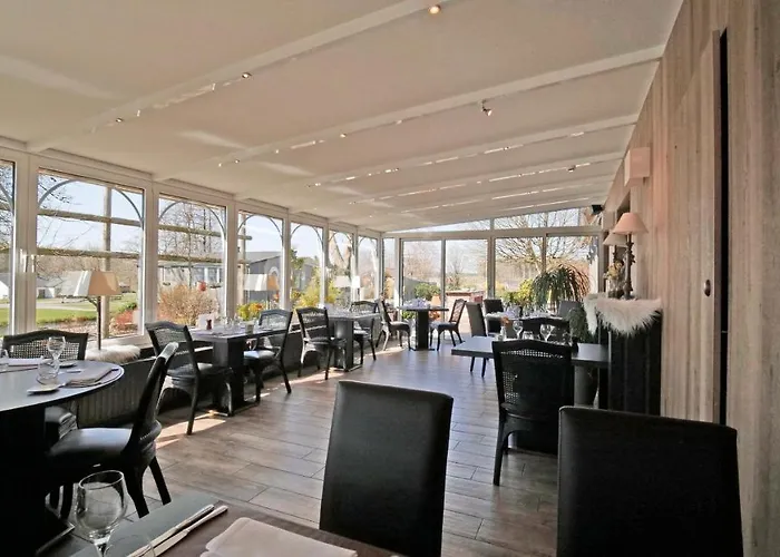 Hotel La Hutte Lurette 3*